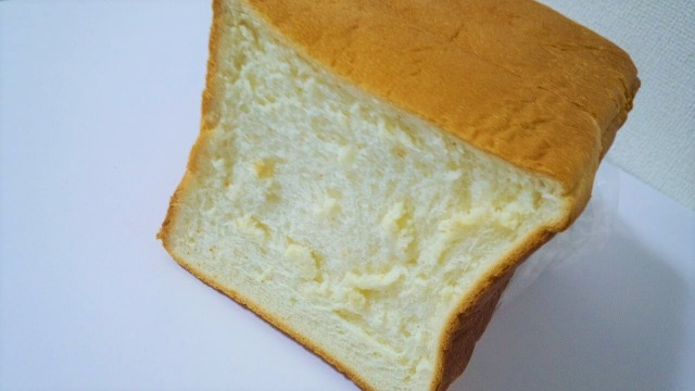 タカキベーカリーの『テストベイク食パン』